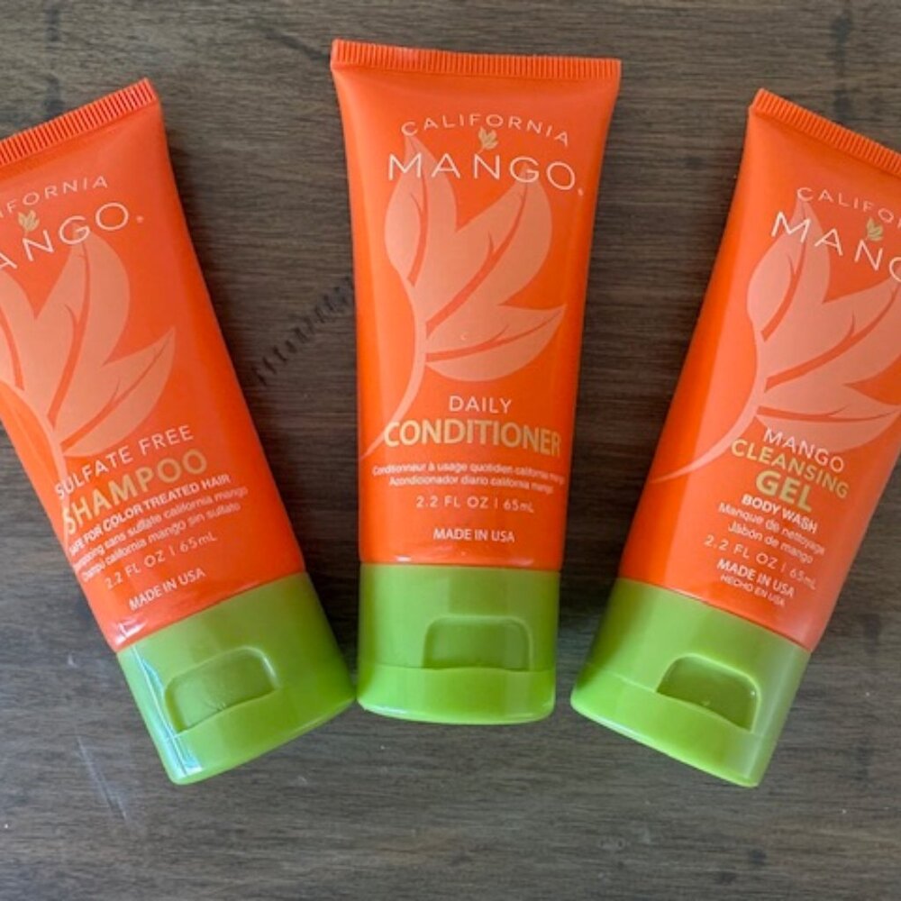 Mini Mangos 3 Piece Care Kit   8406  NWT Boutique